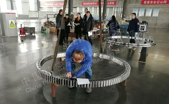 港口機械回轉支承 港口機械回轉支承